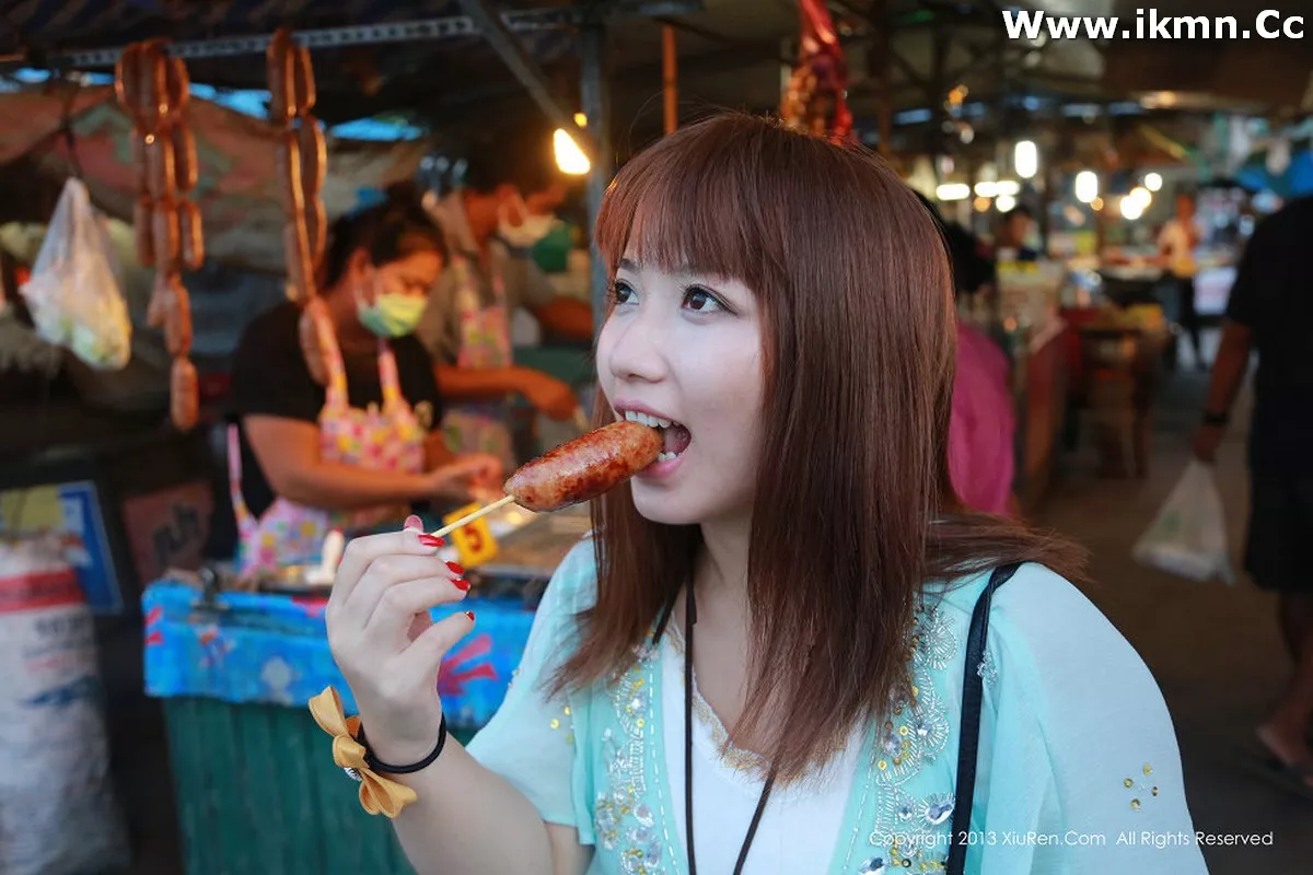 漂亮美女_默漠无荢全集