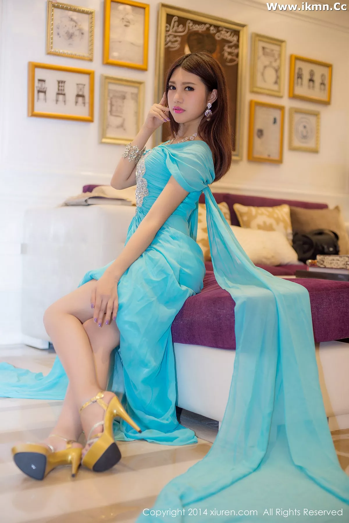 漂亮美女_绮里嘉全集