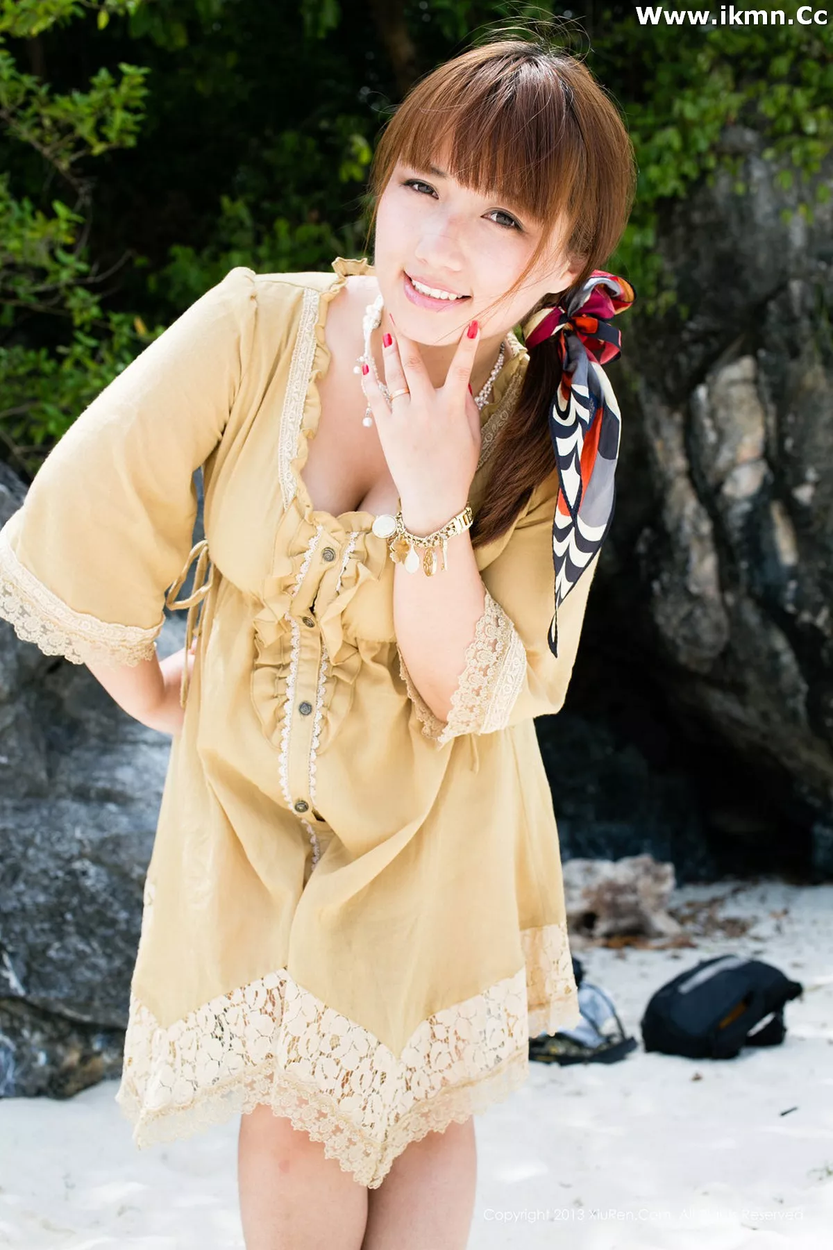 漂亮美女_默漠无荢全集