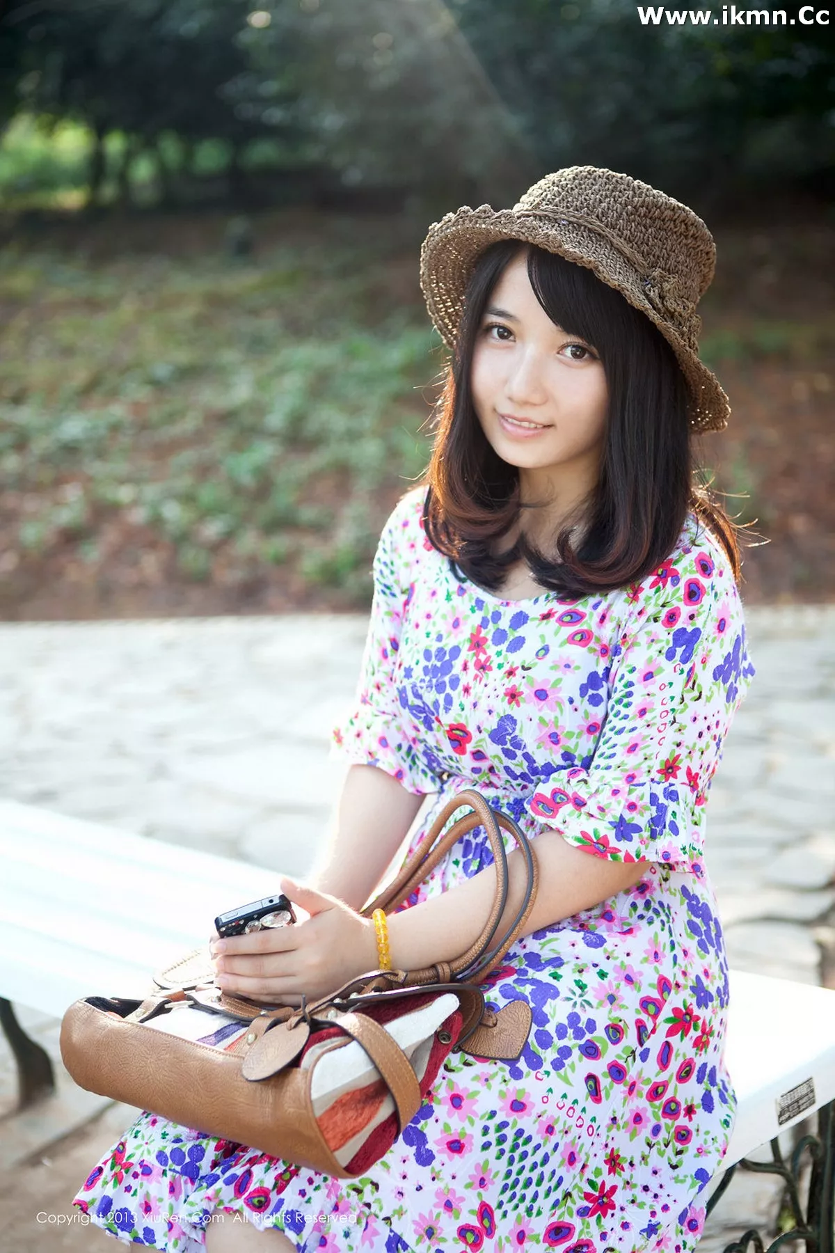 漂亮美女_默漠无荢全集