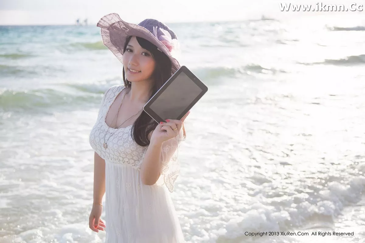 漂亮美女_默漠无荢全集