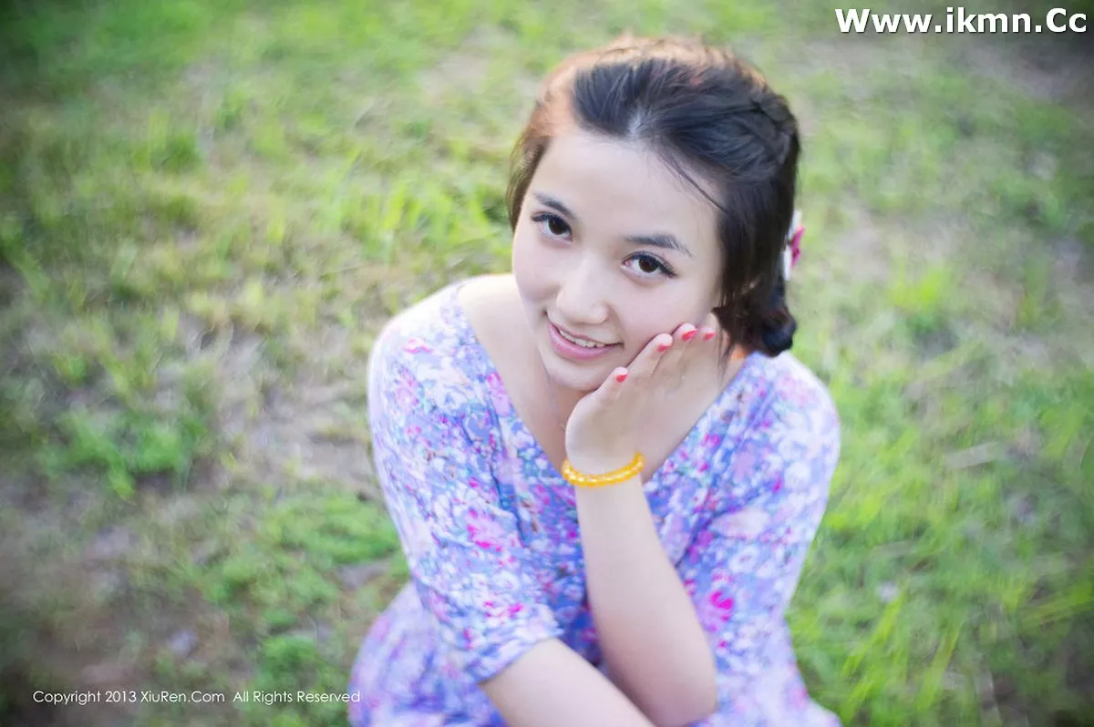 漂亮美女_默漠无荢全集