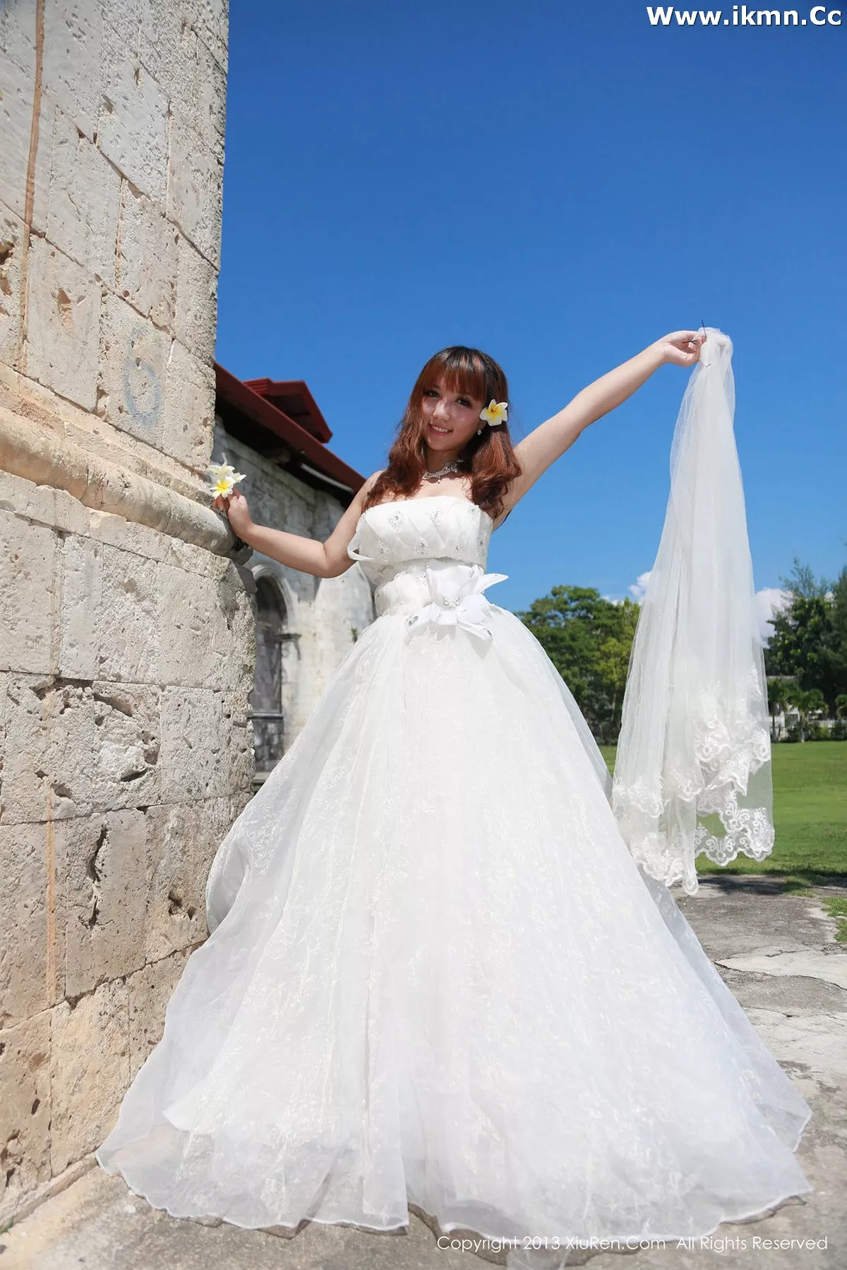 漂亮美女_默漠无荢全集