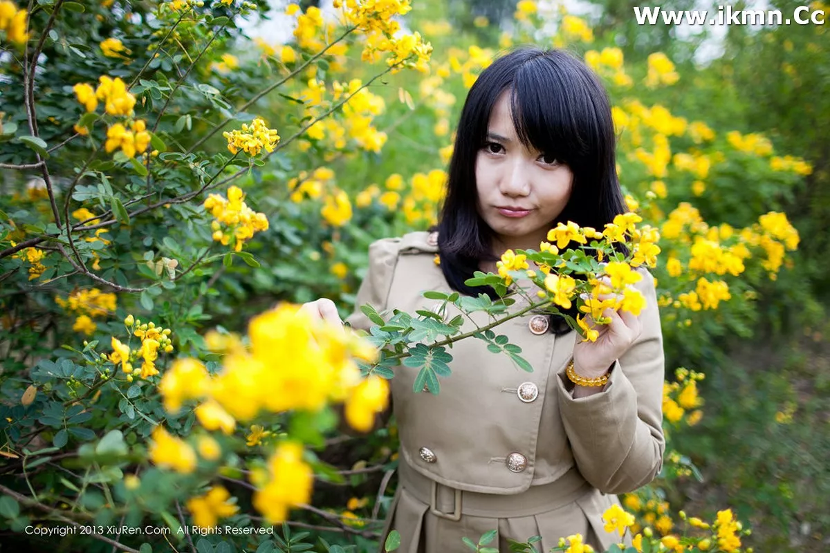 漂亮美女_默漠无荢全集