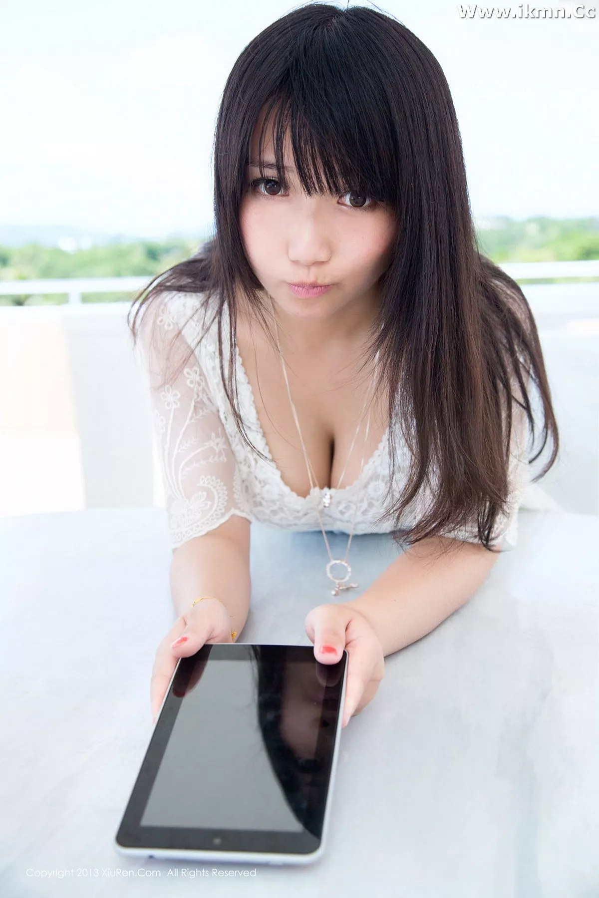 漂亮美女_默漠无荢全集