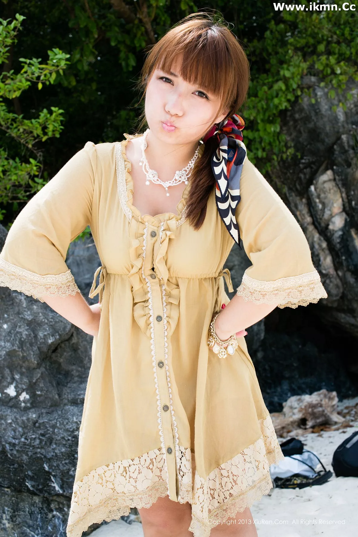 漂亮美女_默漠无荢全集