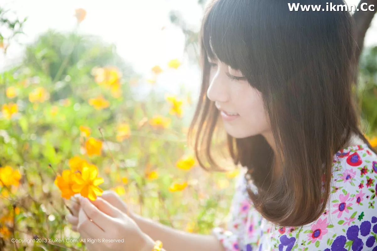 漂亮美女_默漠无荢全集