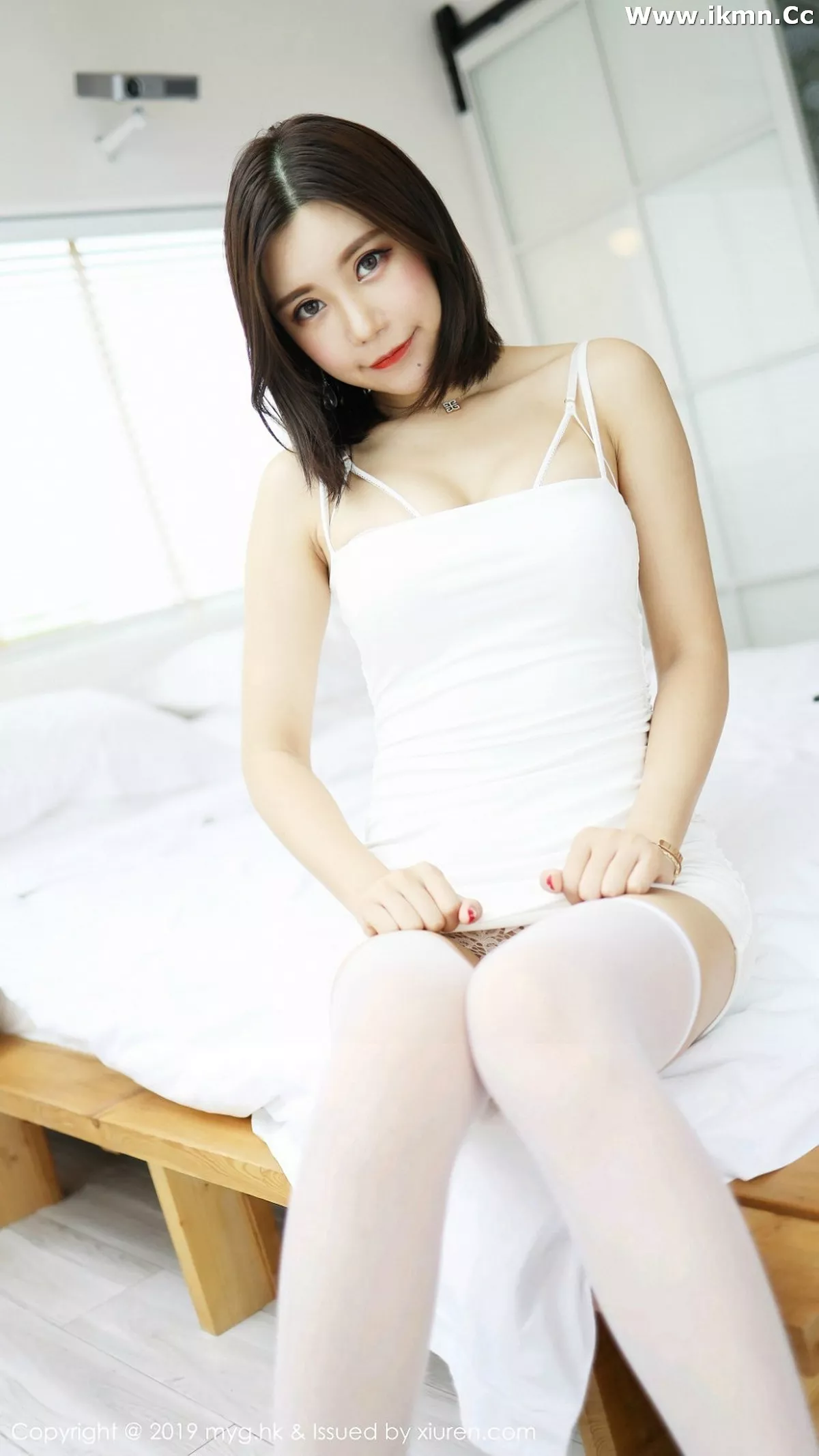 漂亮美女_绮里嘉全集