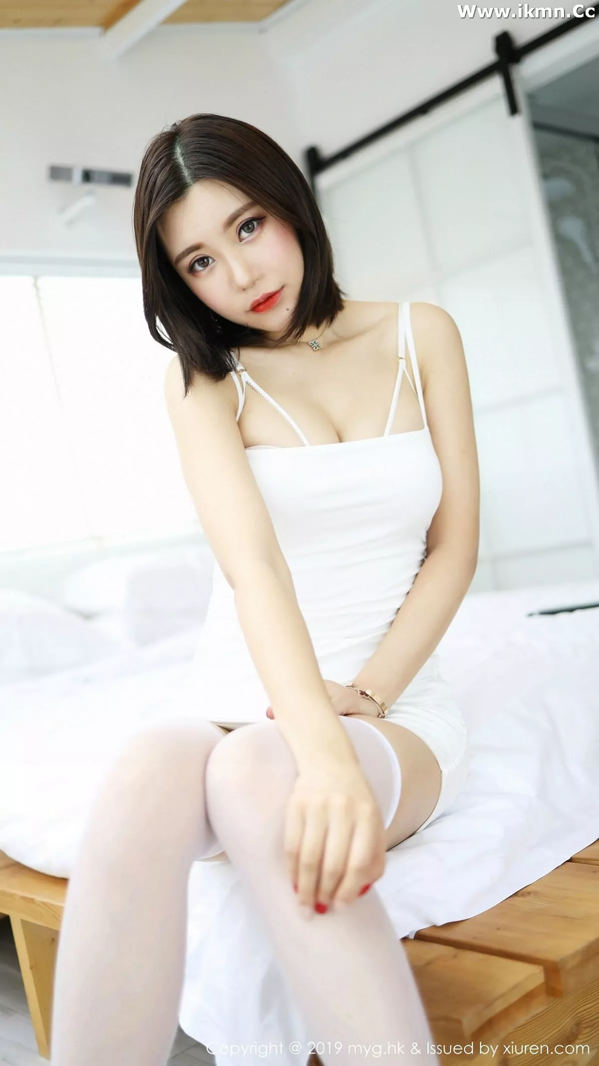 漂亮美女_绮里嘉全集