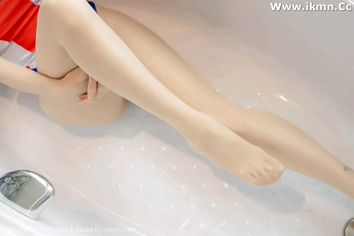 漂亮美女_luvian本能全集