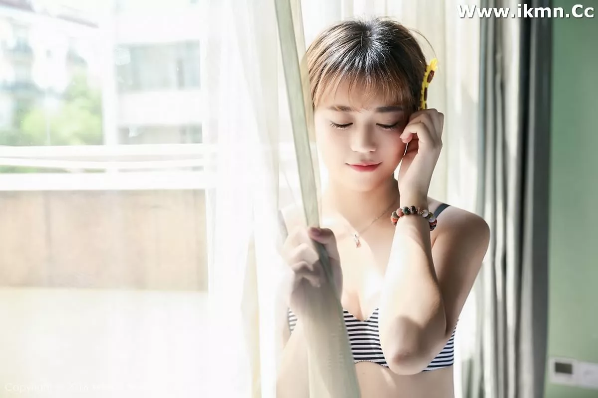 漂亮美女_柠檬vivi全集