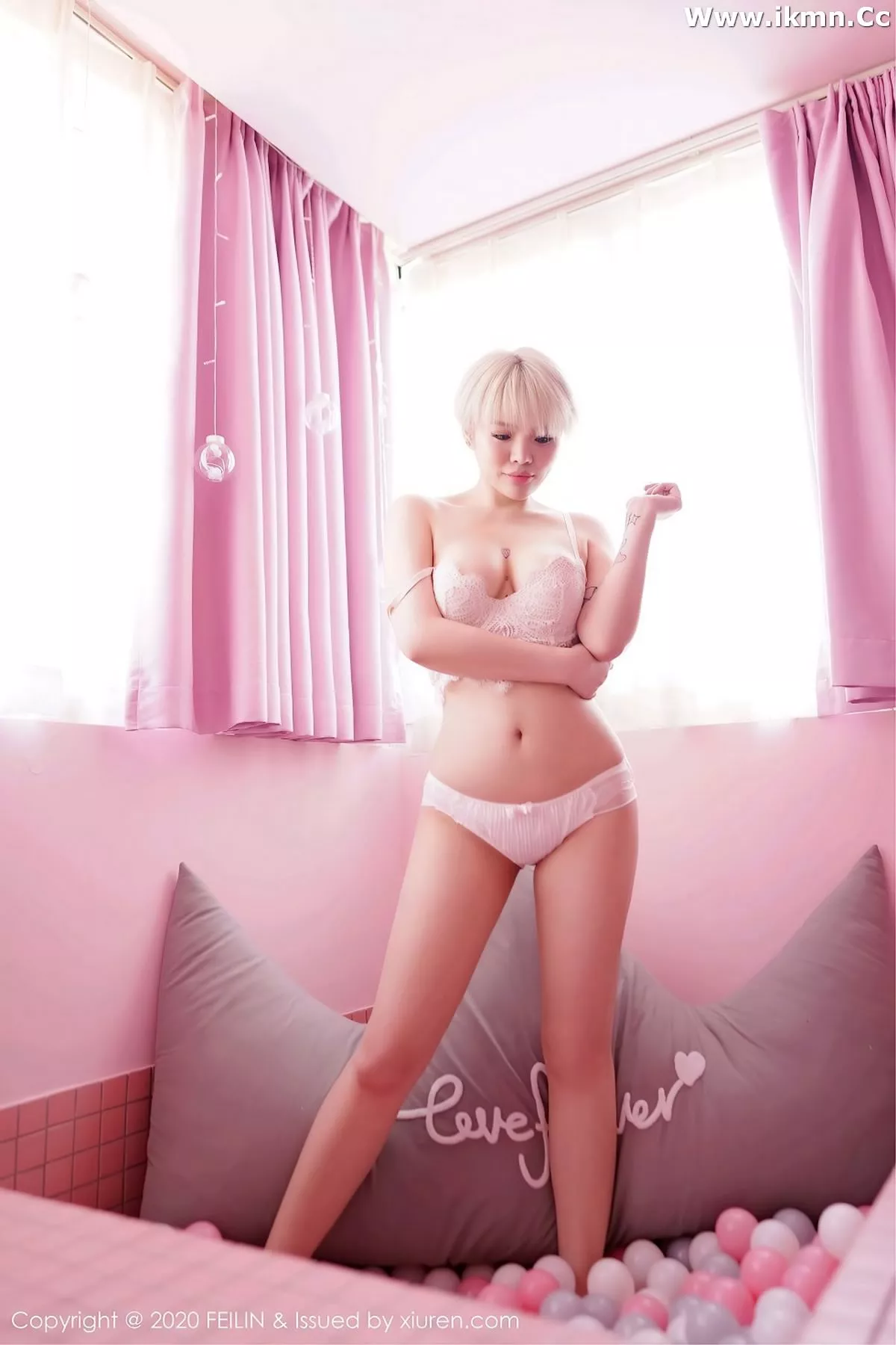 漂亮美女_小恶魔全集