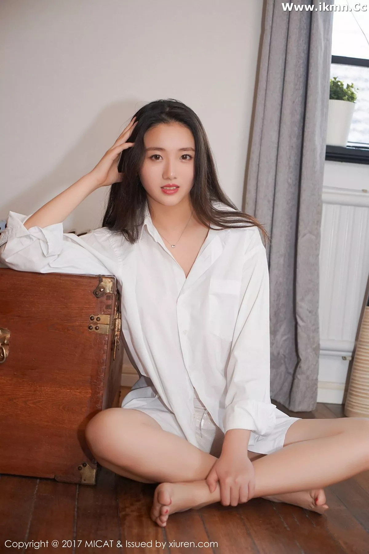 漂亮美女_画画全集