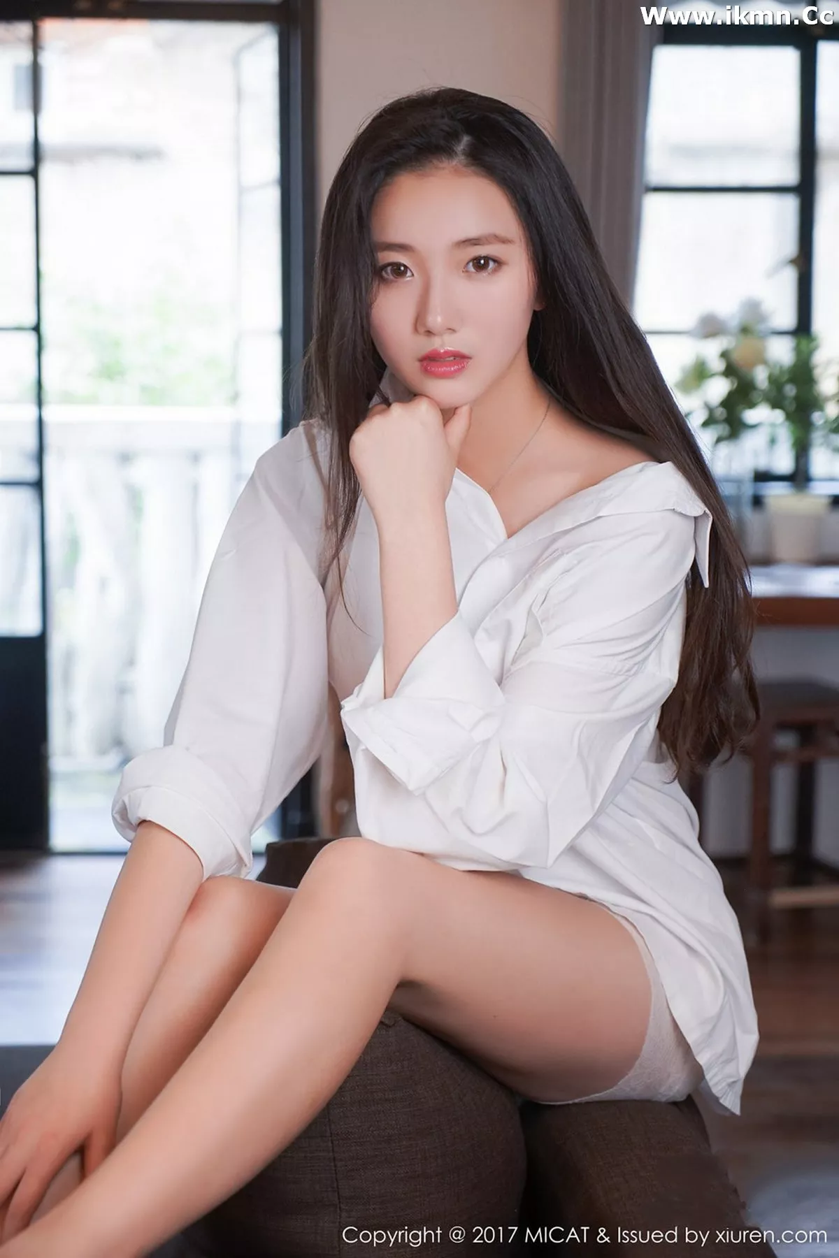 漂亮美女_画画全集