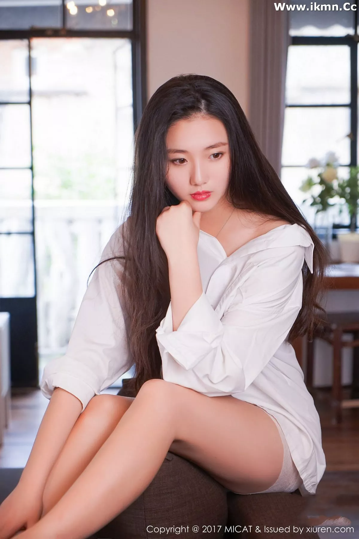 漂亮美女_画画全集