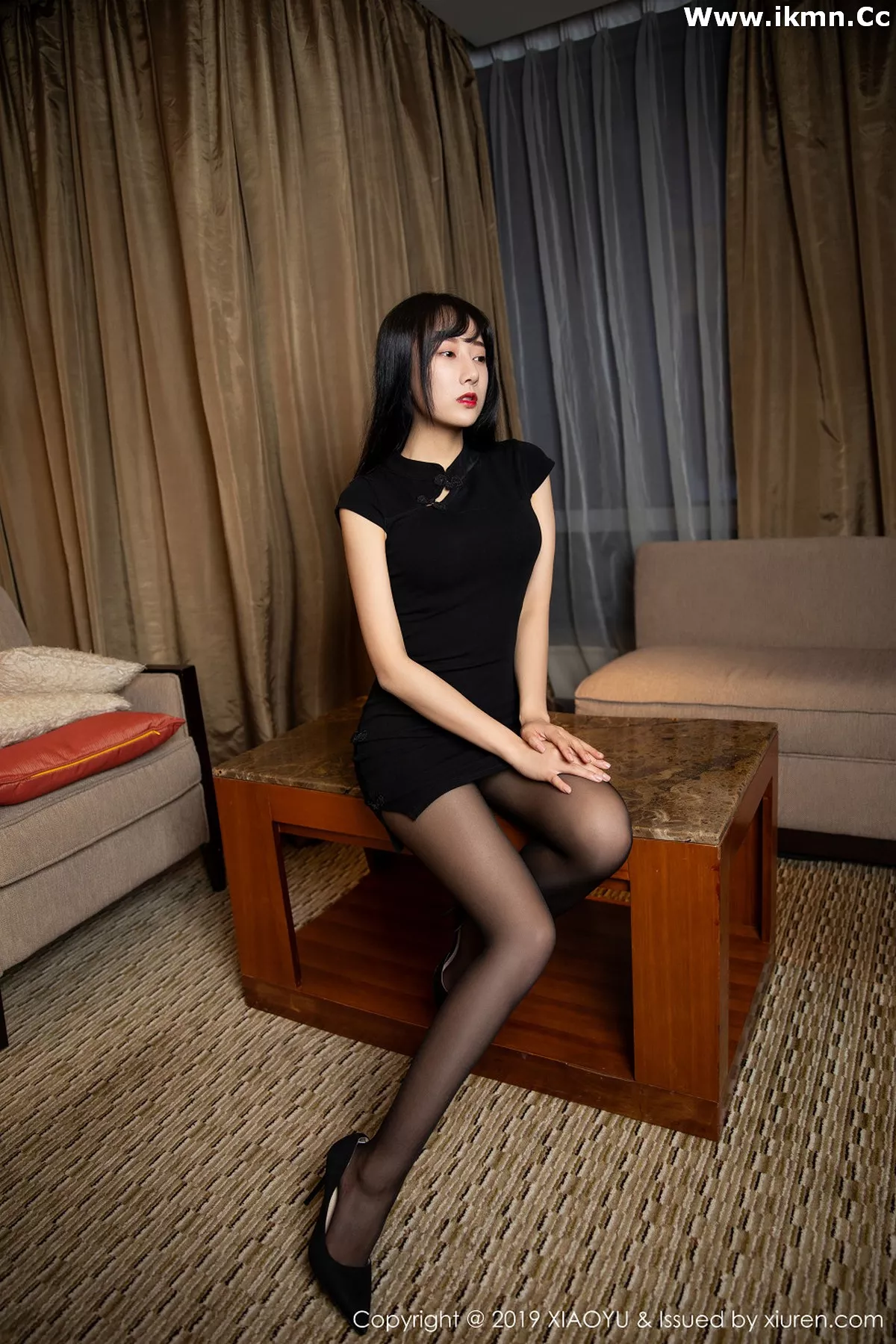 漂亮美女_何嘉颖全集