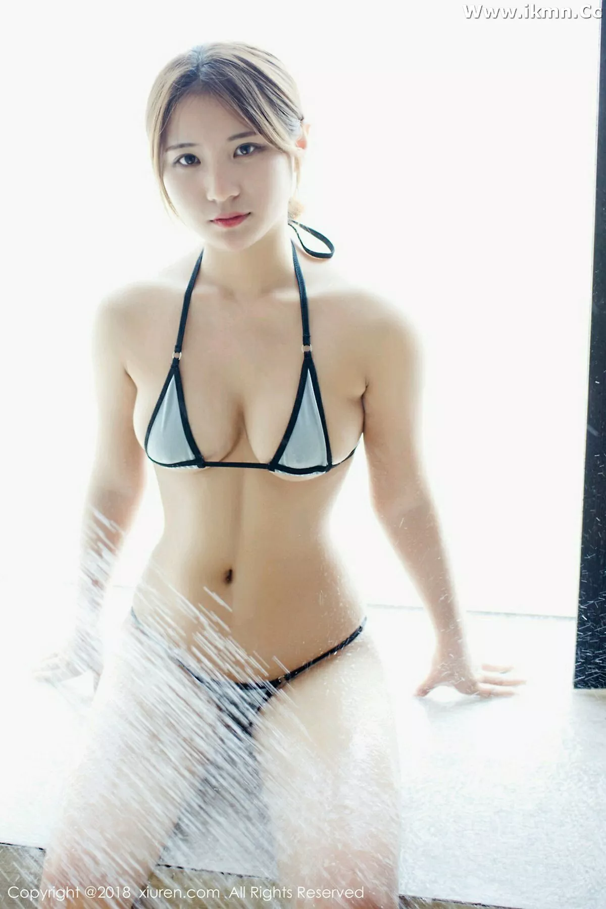 漂亮美女_久久全集