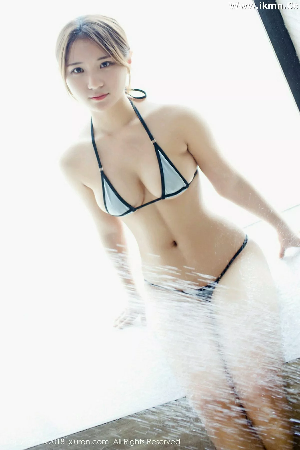 漂亮美女_久久全集