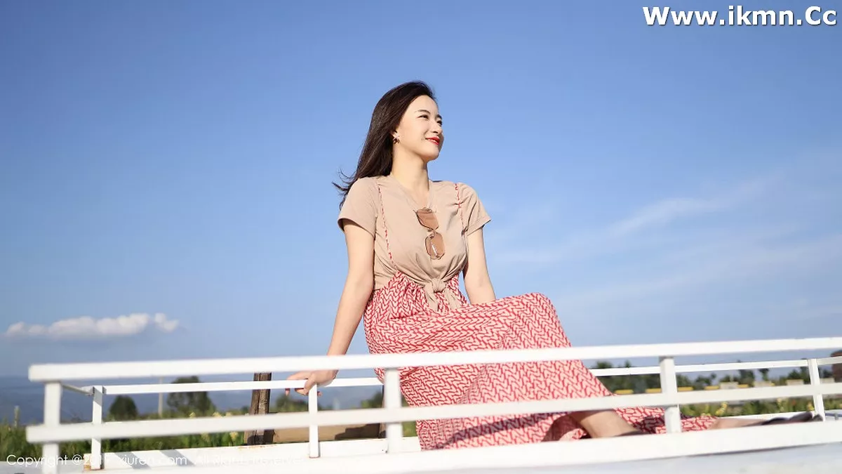 漂亮美女_艺儿拿铁全集