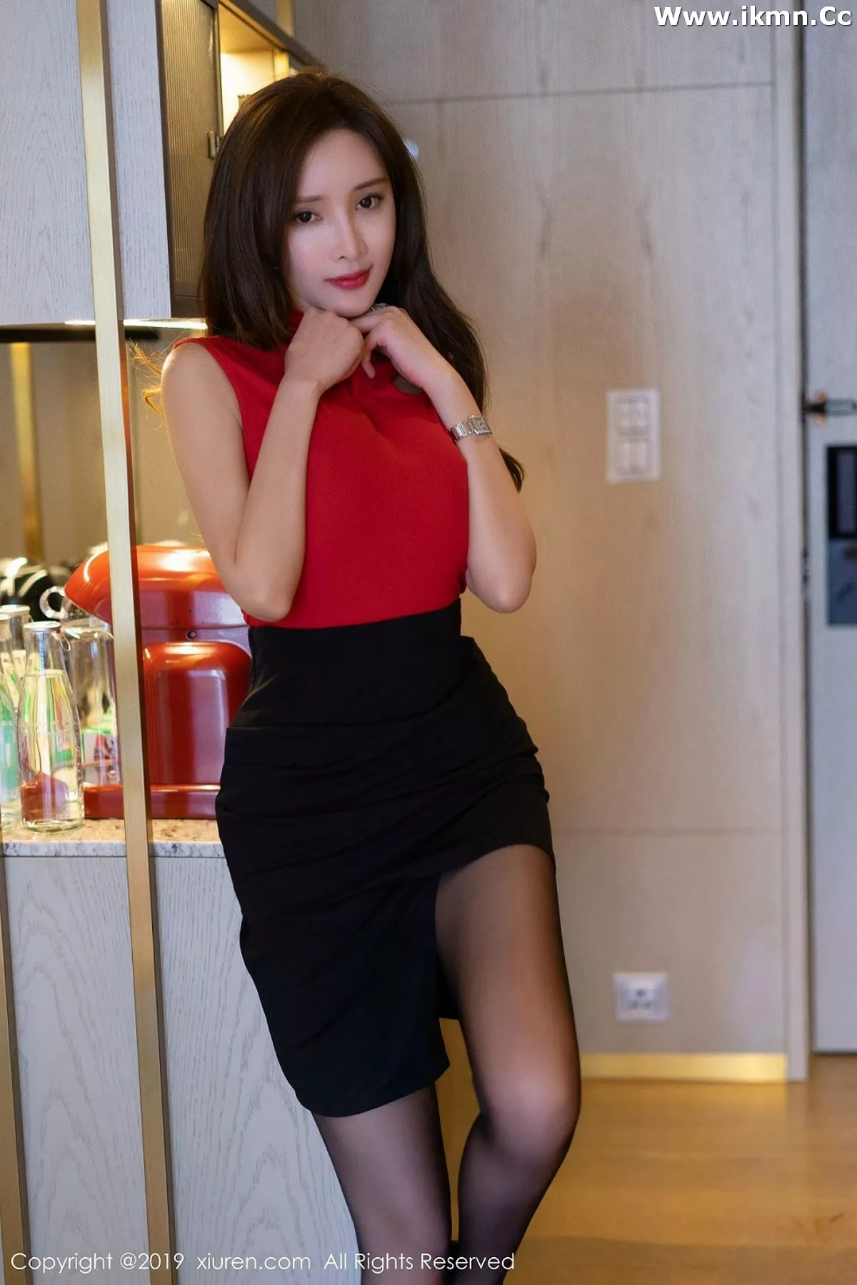 漂亮美女_奶瓶土肥圆全集