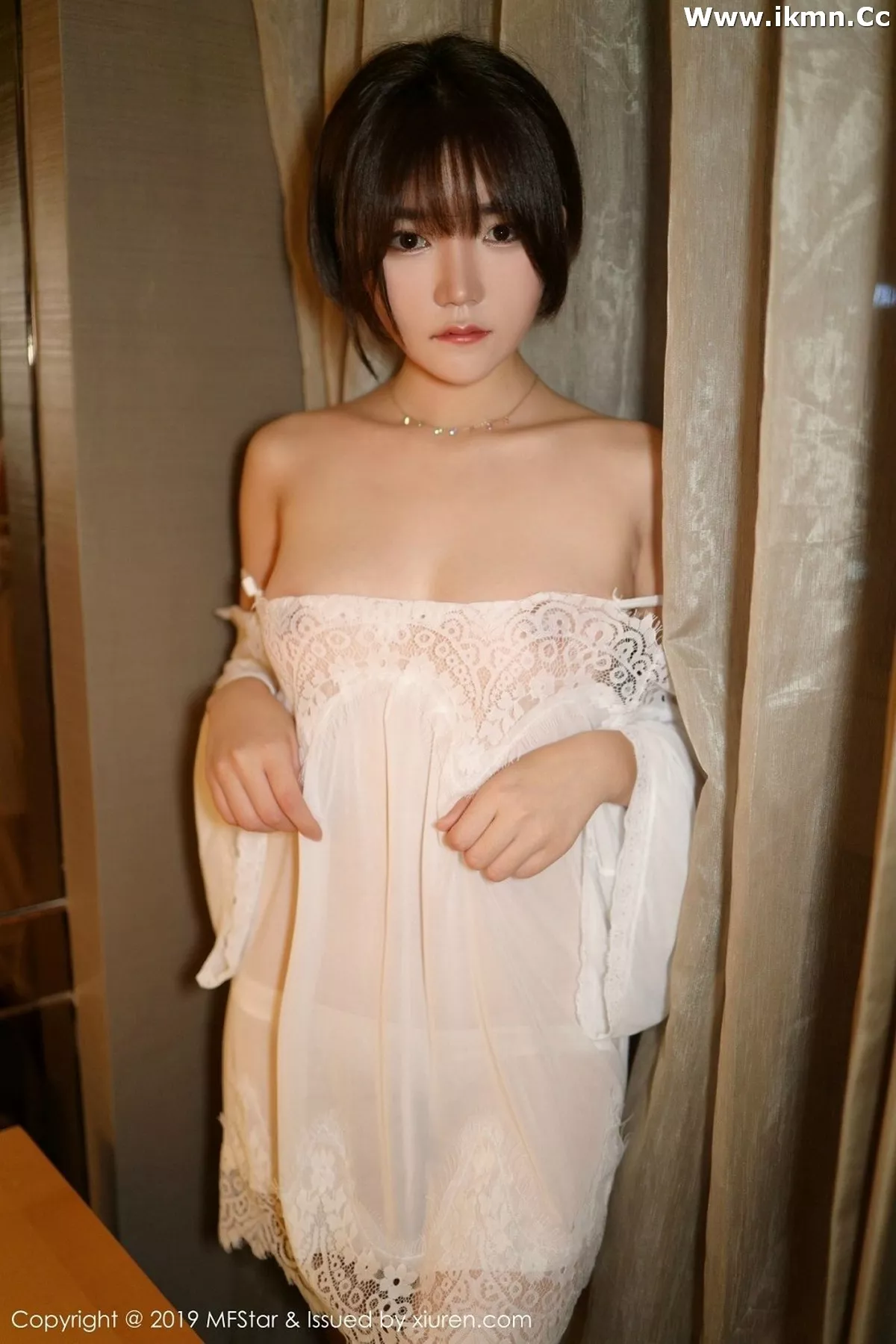 漂亮美女_冷不丁全集