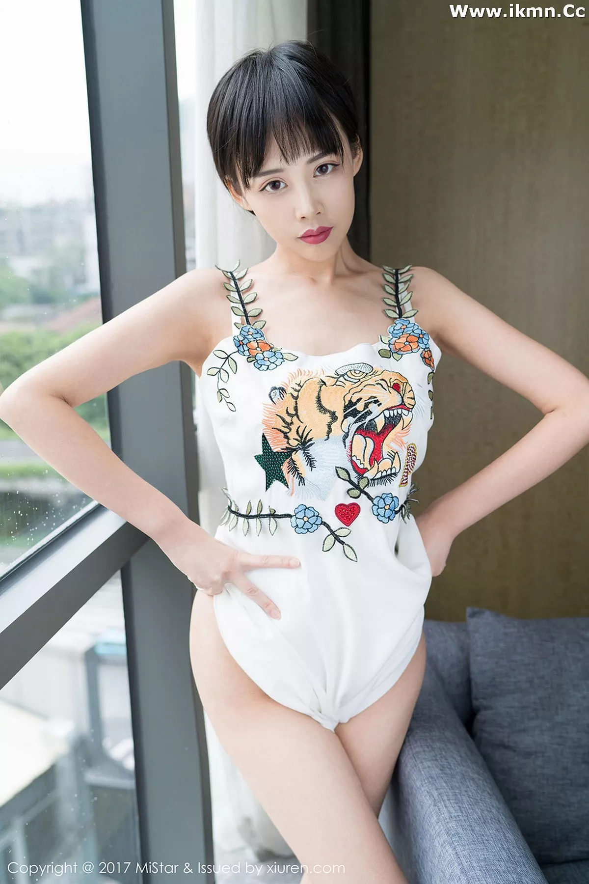 漂亮美女_周周全集