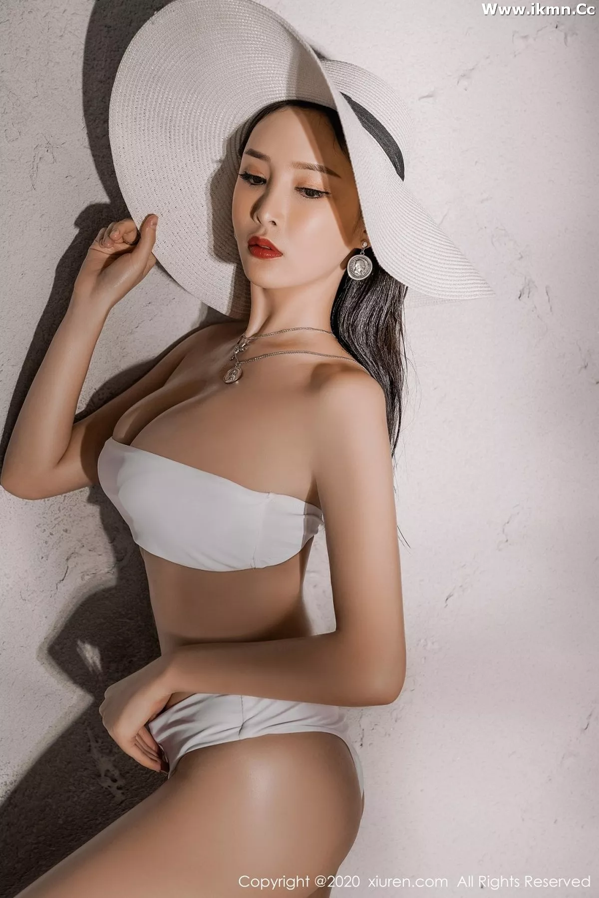 漂亮美女_奶瓶土肥圆全集