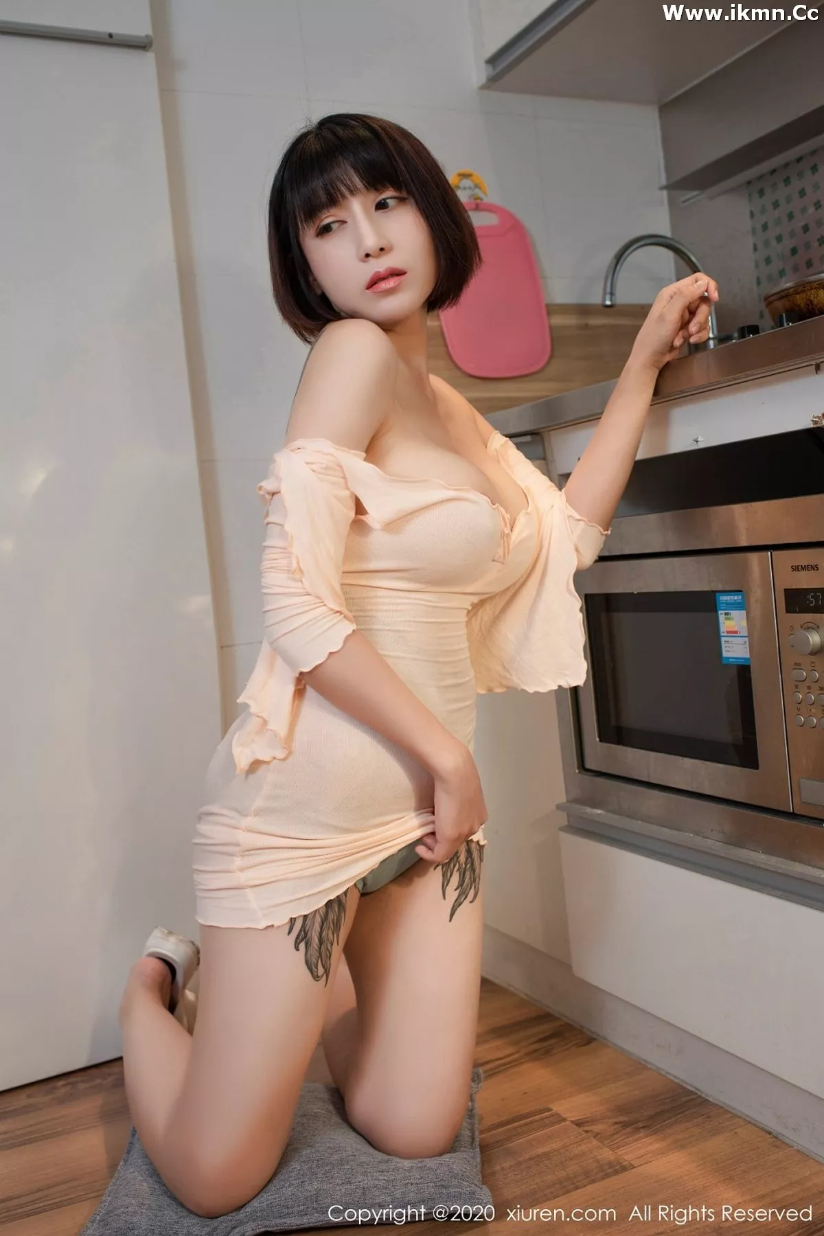 漂亮美女_安妮斯朵拉全集