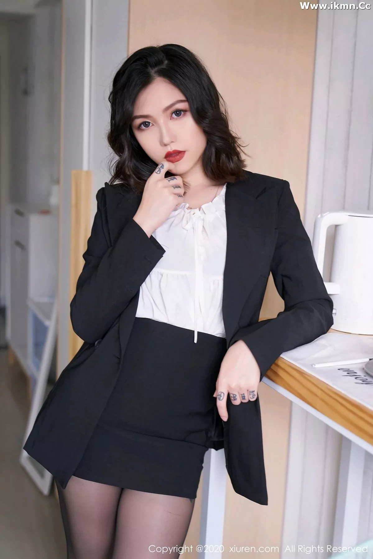 漂亮美女_舌尖上的菊花全集