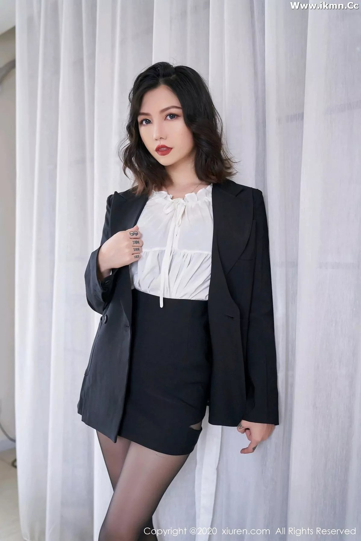 漂亮美女_舌尖上的菊花全集