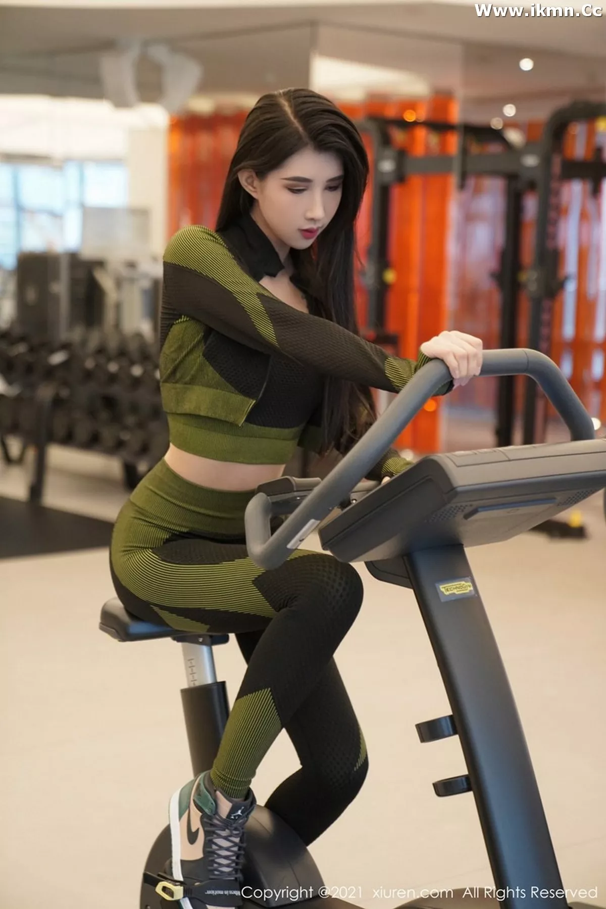 漂亮美女_葛征全集