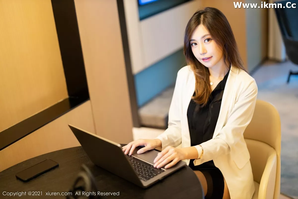 漂亮美女_绮里嘉全集