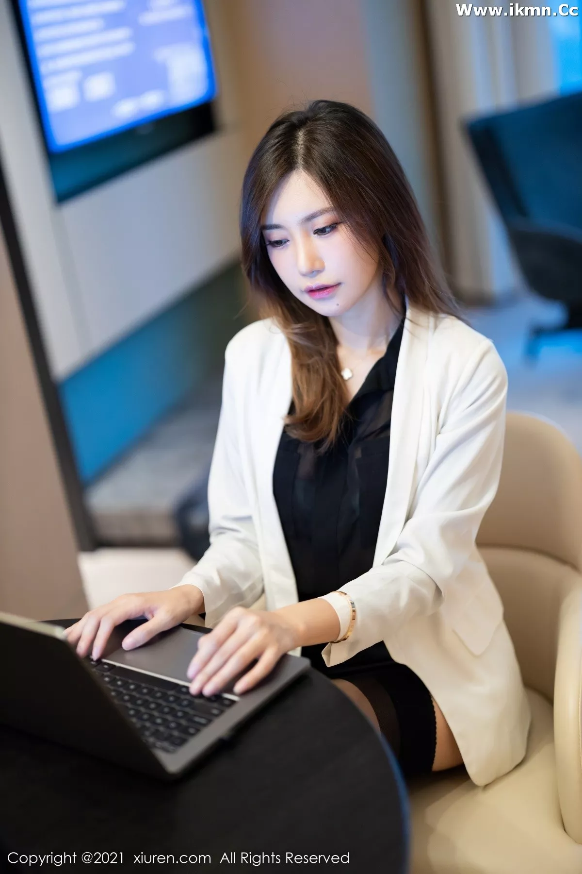 漂亮美女_绮里嘉全集