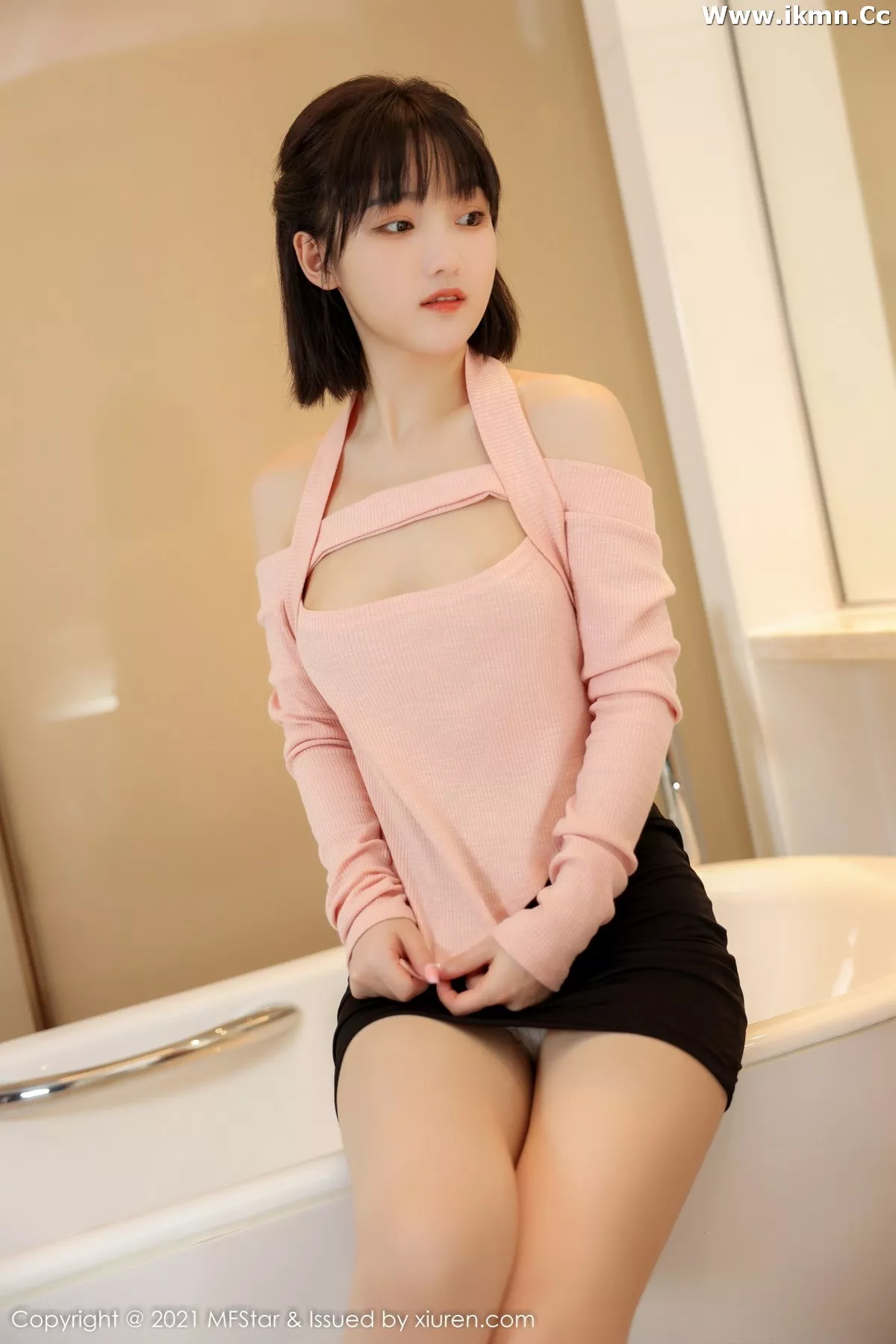 漂亮美女_甜筒晓彤全集