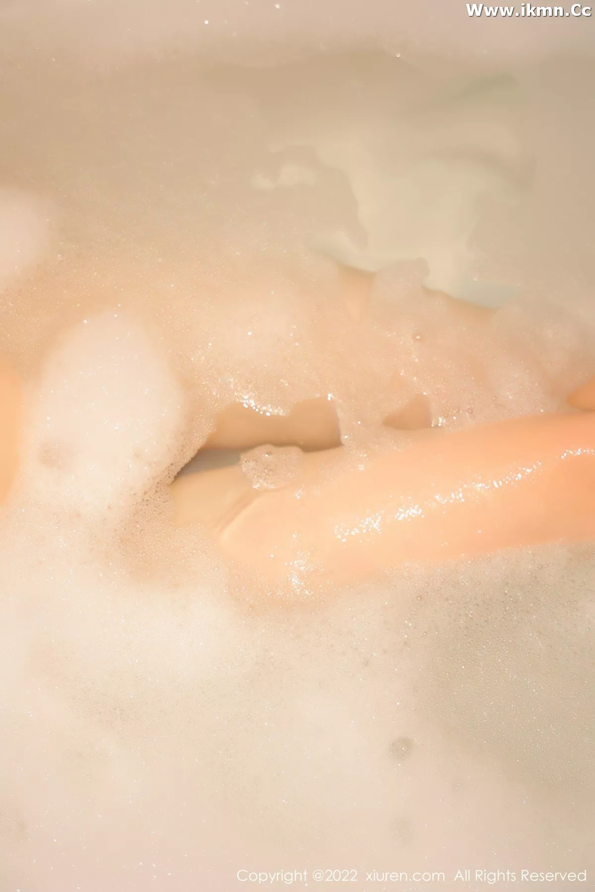 漂亮美女_奶瓶全集