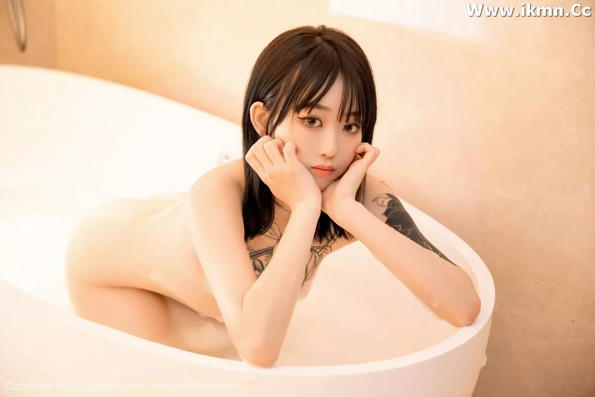 漂亮美女_奶瓶全集