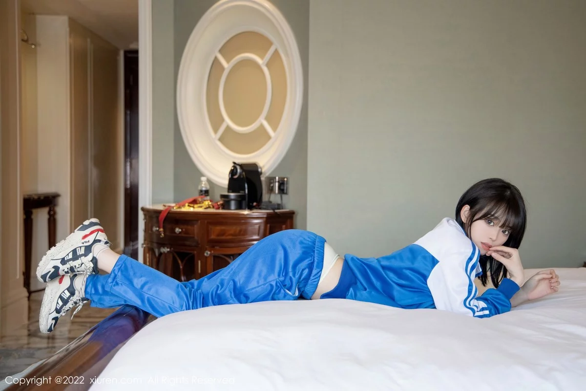 漂亮美女_奶瓶全集