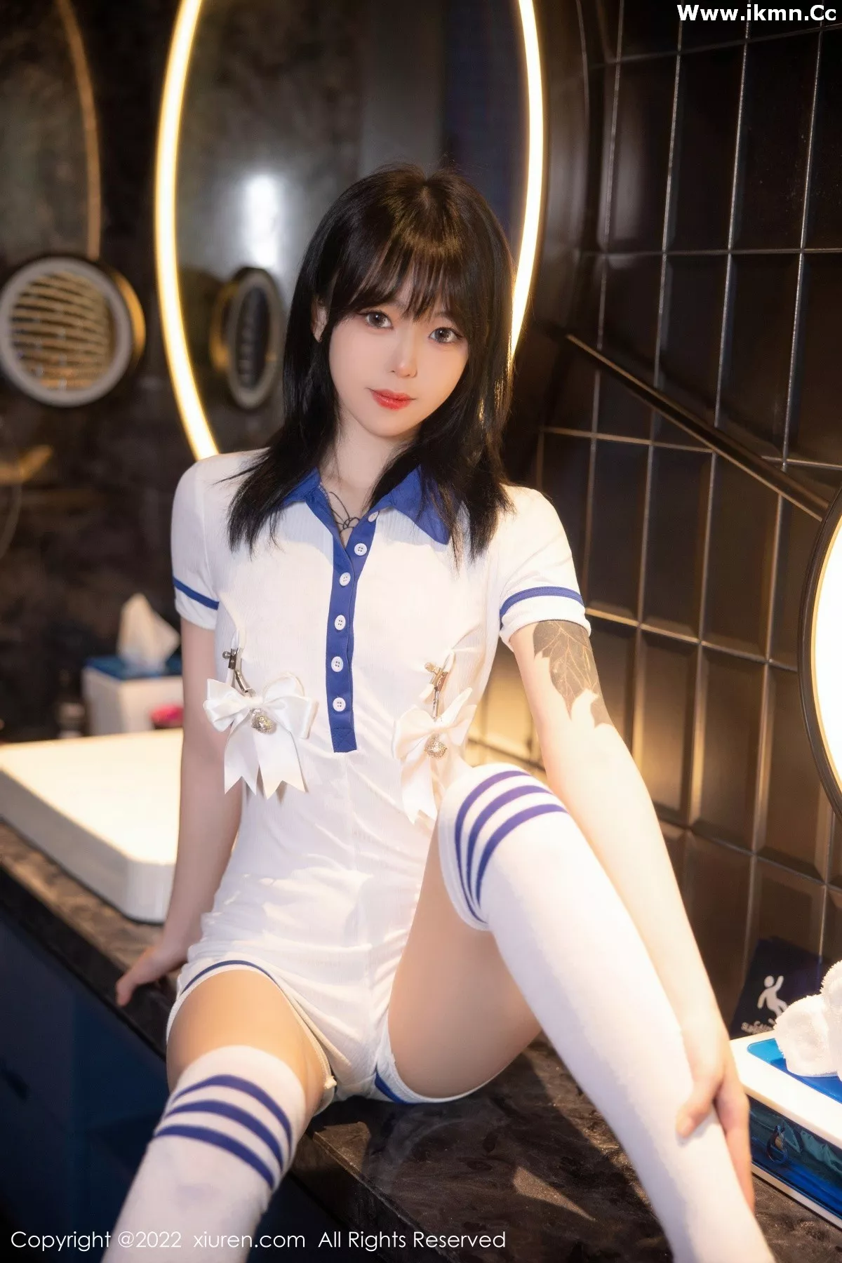 漂亮美女_奶瓶全集