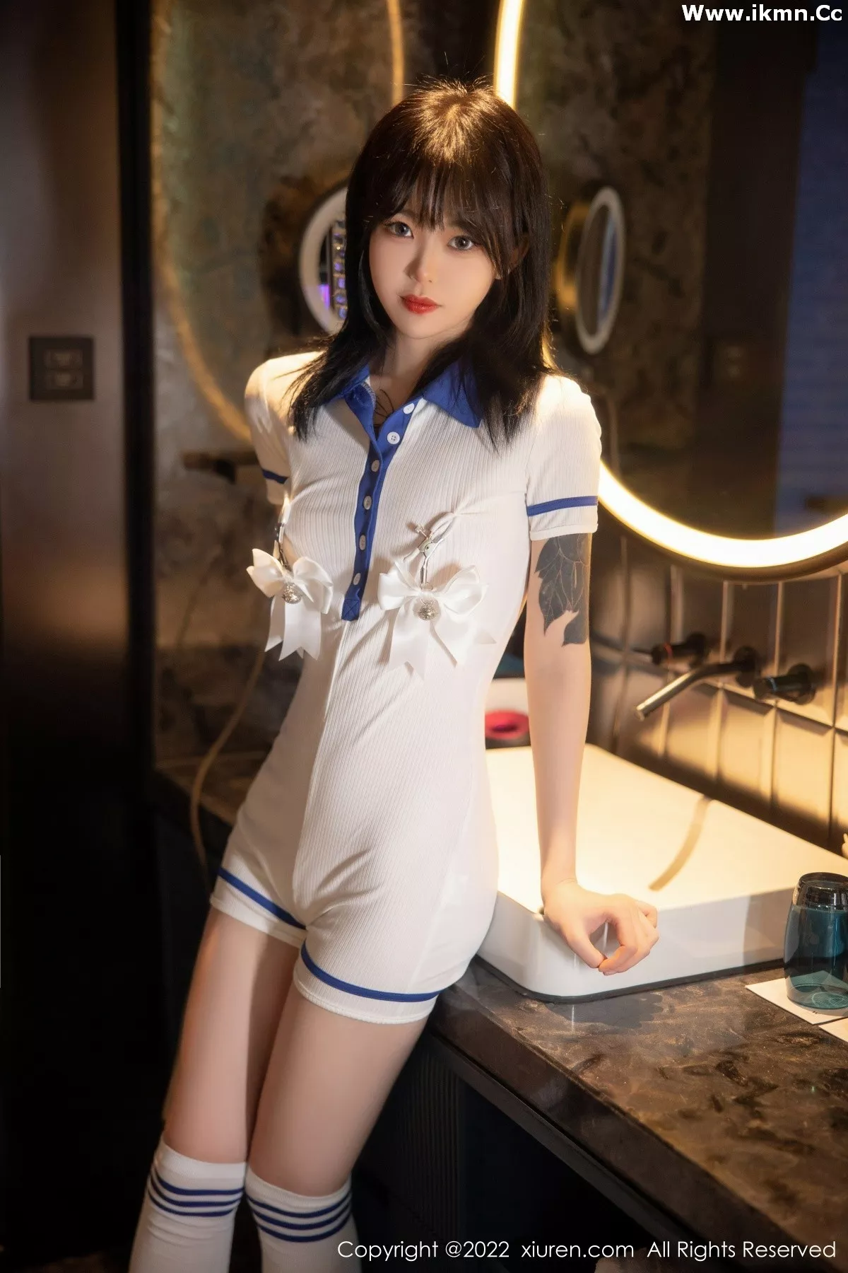 漂亮美女_奶瓶全集