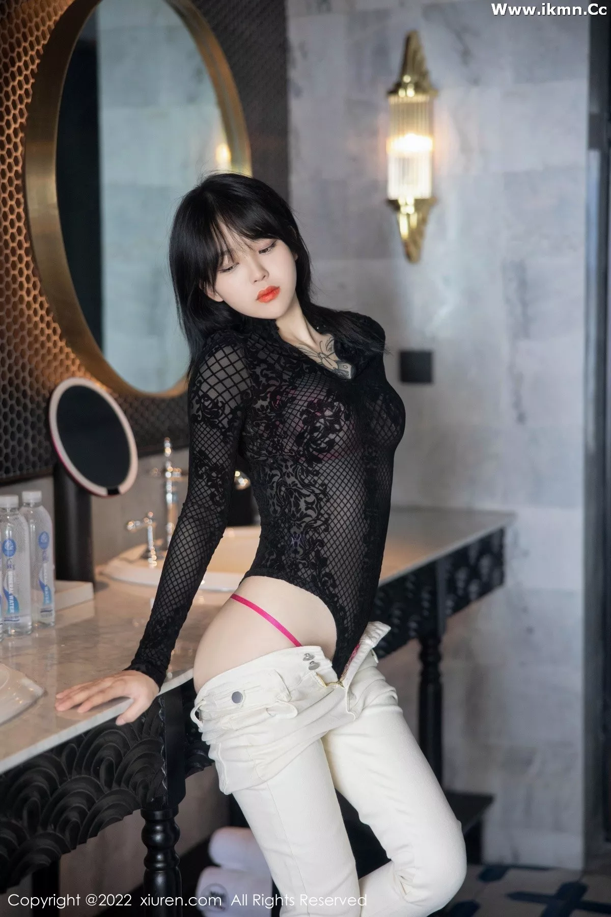 漂亮美女_奶瓶全集