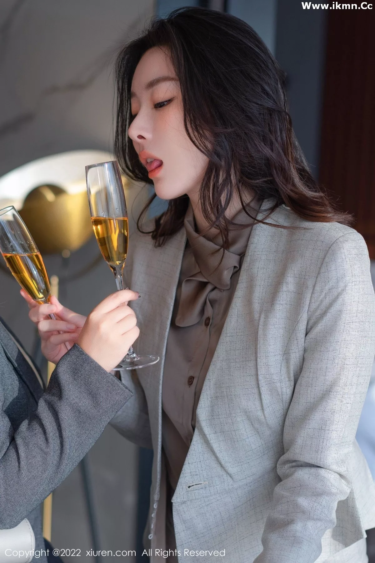 漂亮美女_是小逗逗全集