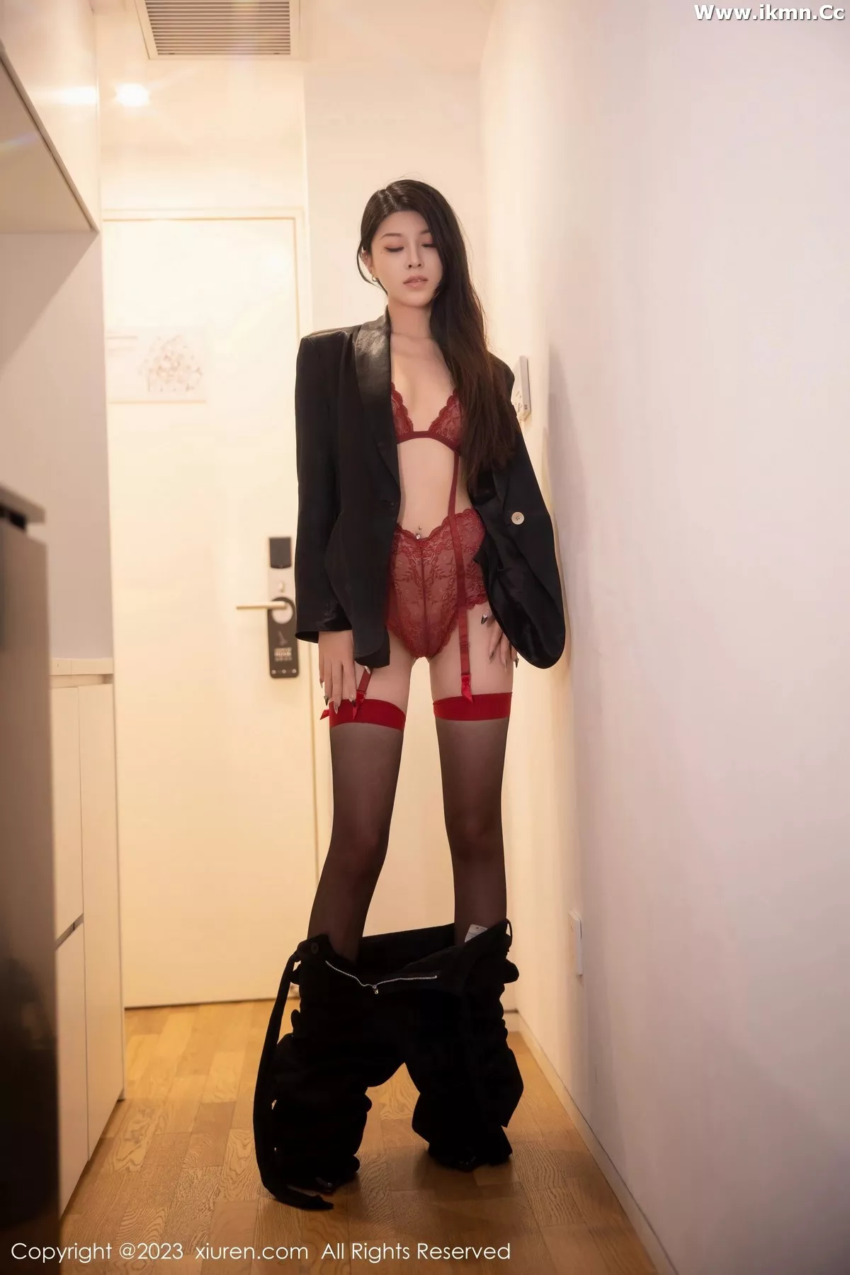 漂亮美女_四月月全集