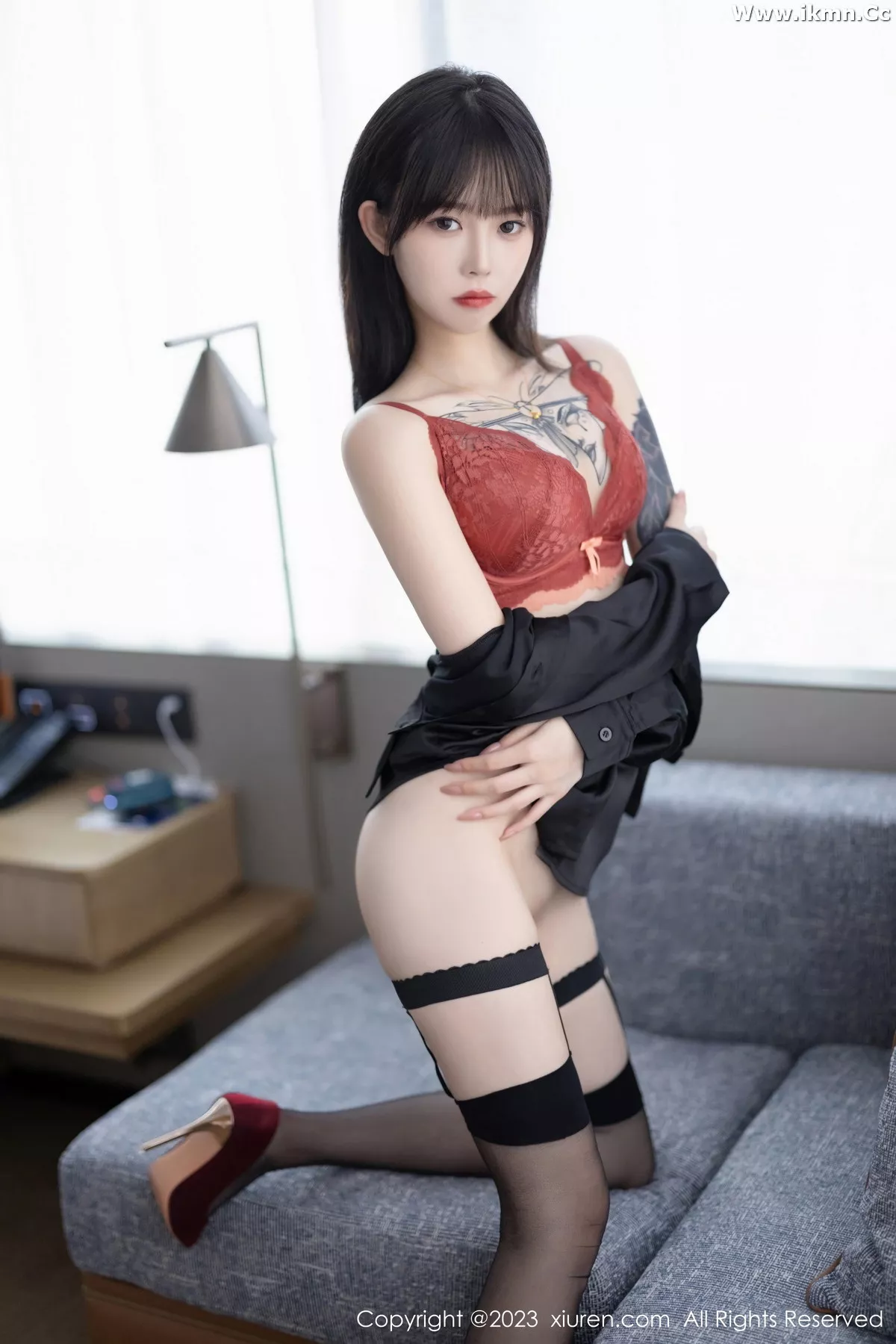 漂亮美女_奶瓶全集