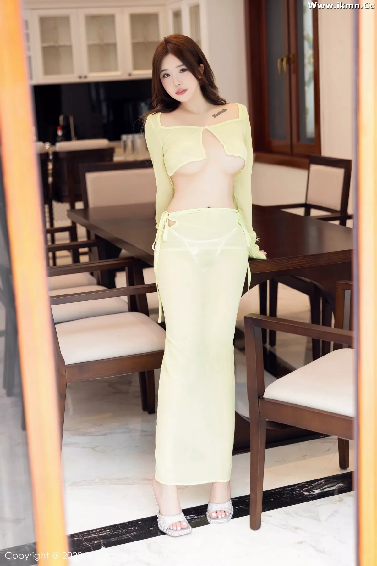 漂亮美女_小海臀全集