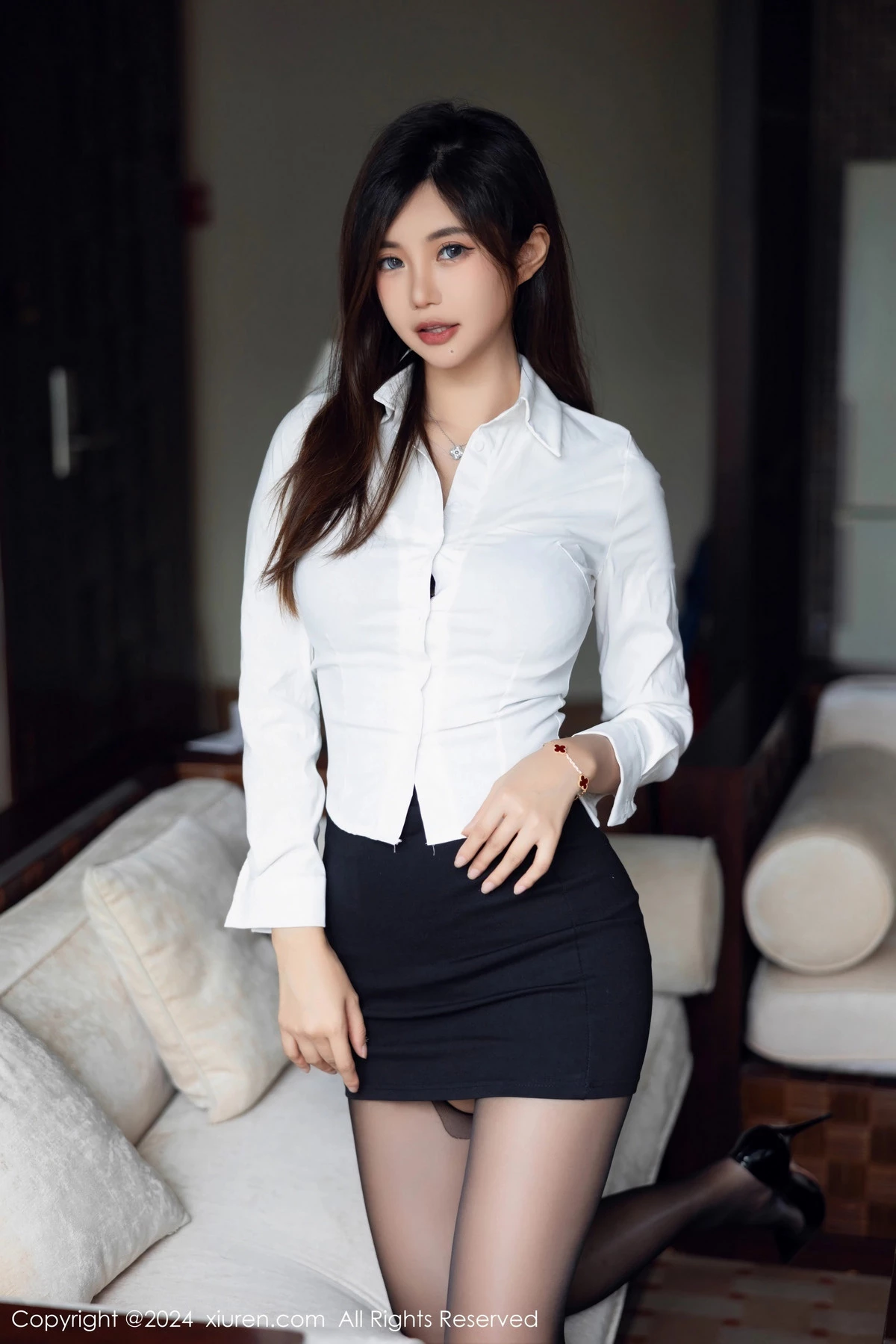 漂亮美女_绮里嘉全集 漂亮美女_绮里嘉全集