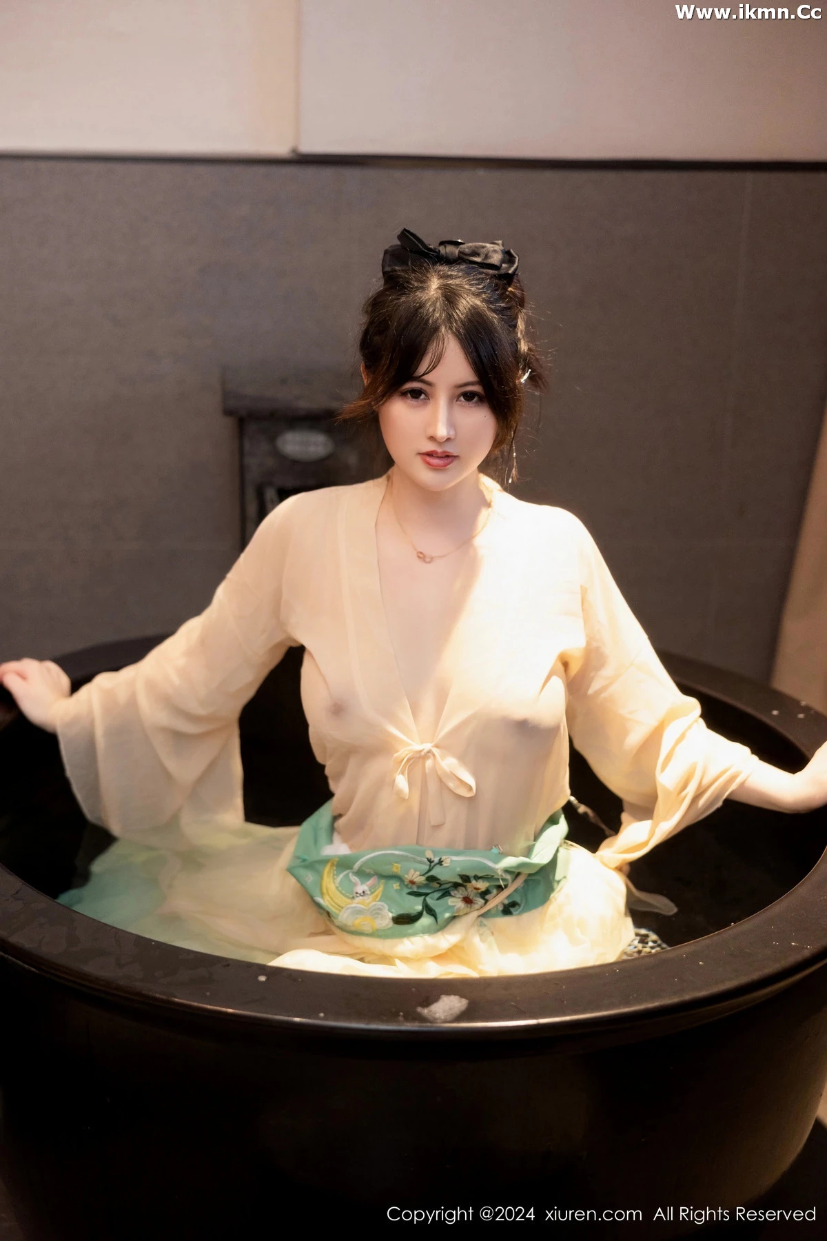 漂亮美女_诗诗全集