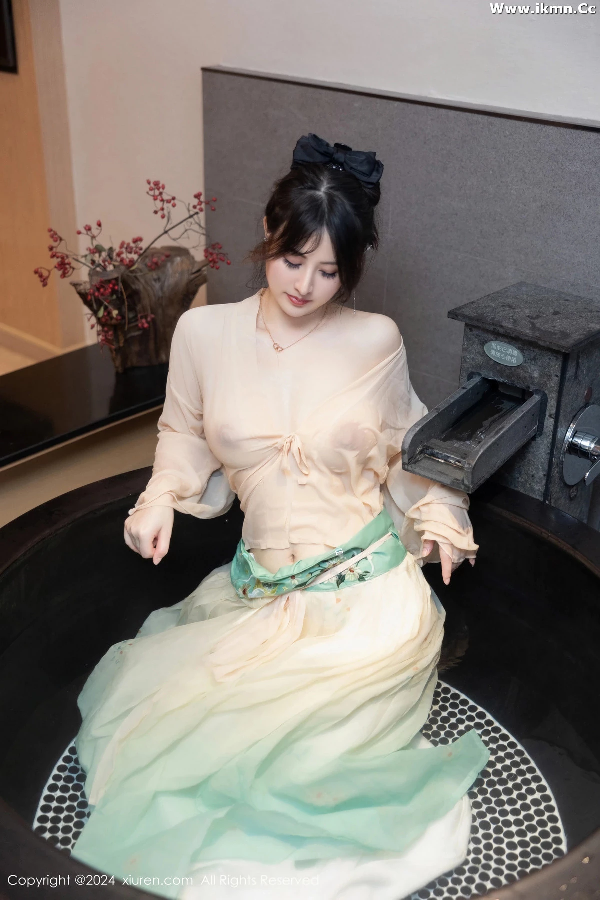 漂亮美女_诗诗全集