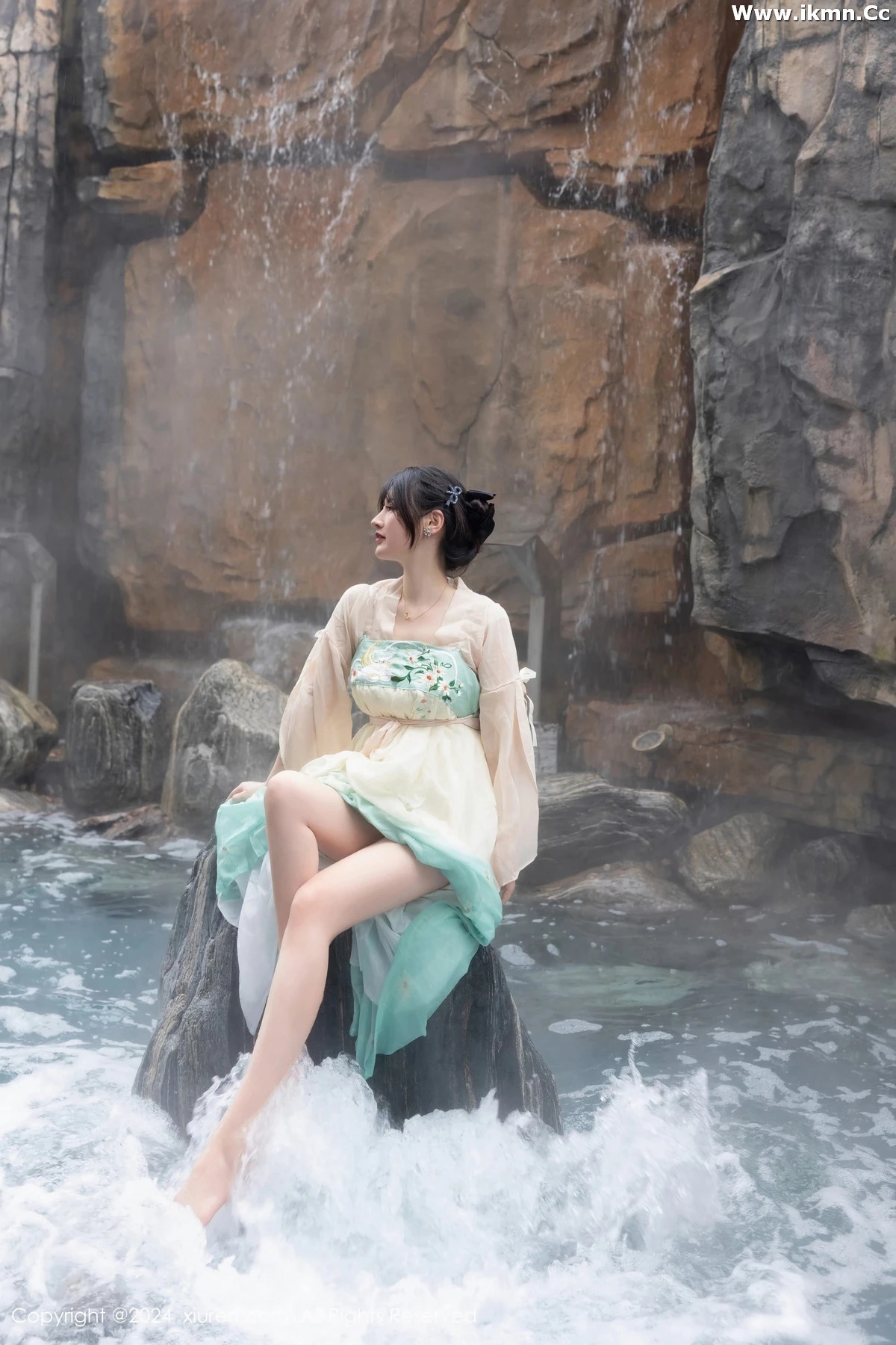 漂亮美女_诗诗全集