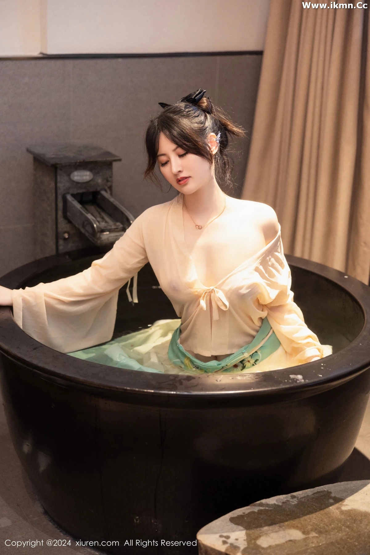 漂亮美女_诗诗全集