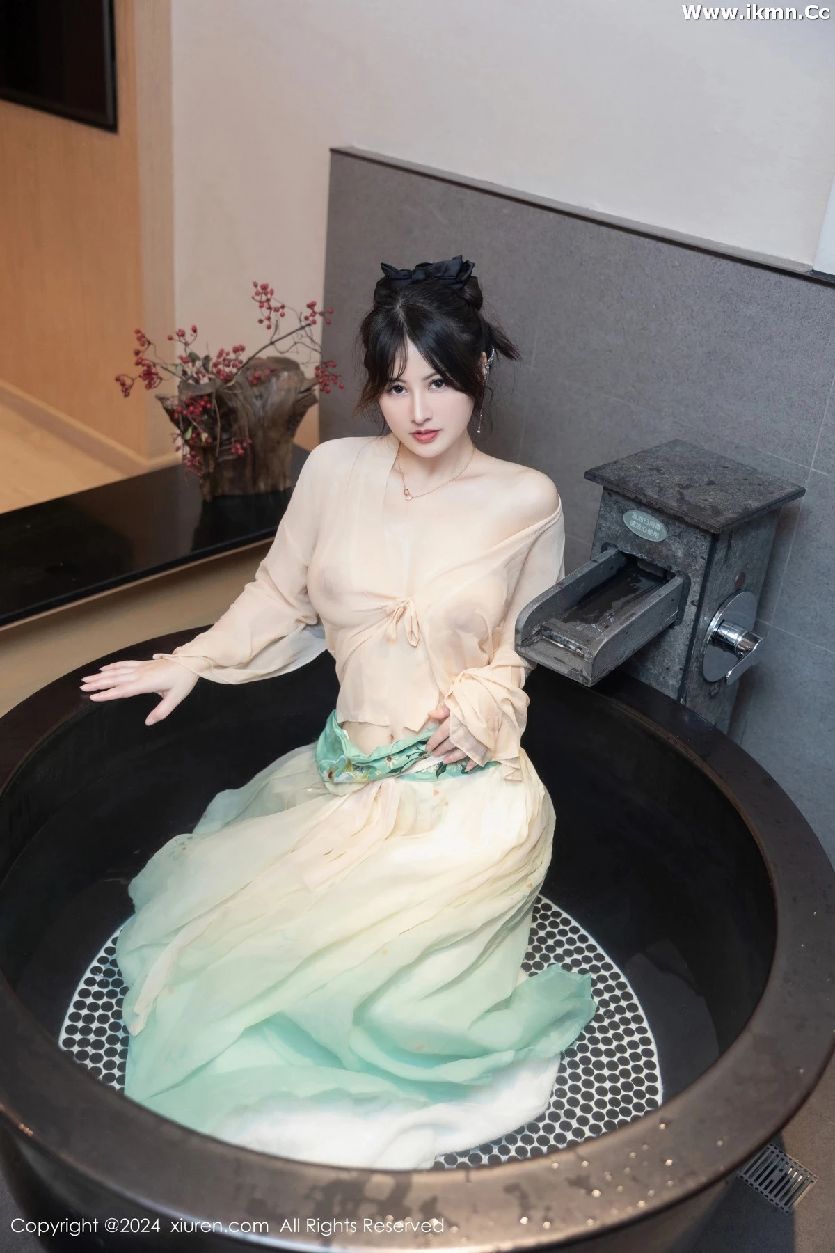 漂亮美女_诗诗全集